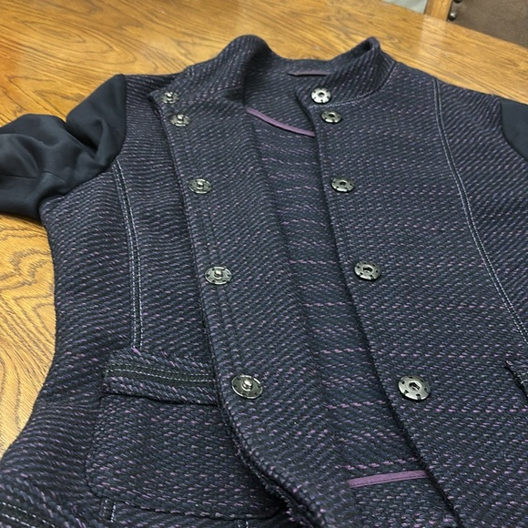 OLSEN Jacket - Picture 7 of 12
